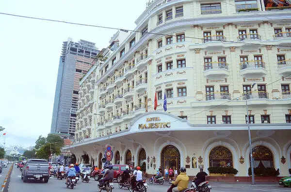 Khám phá sức mạnh của xe VF3 tuyệt vời và trải nghiệm lái xe không thể quên!